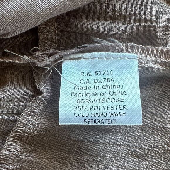 Papillon- Blush Ruffle Tank Top - Picture 3 of 5